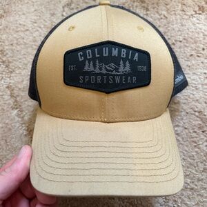 Columbia snapback
